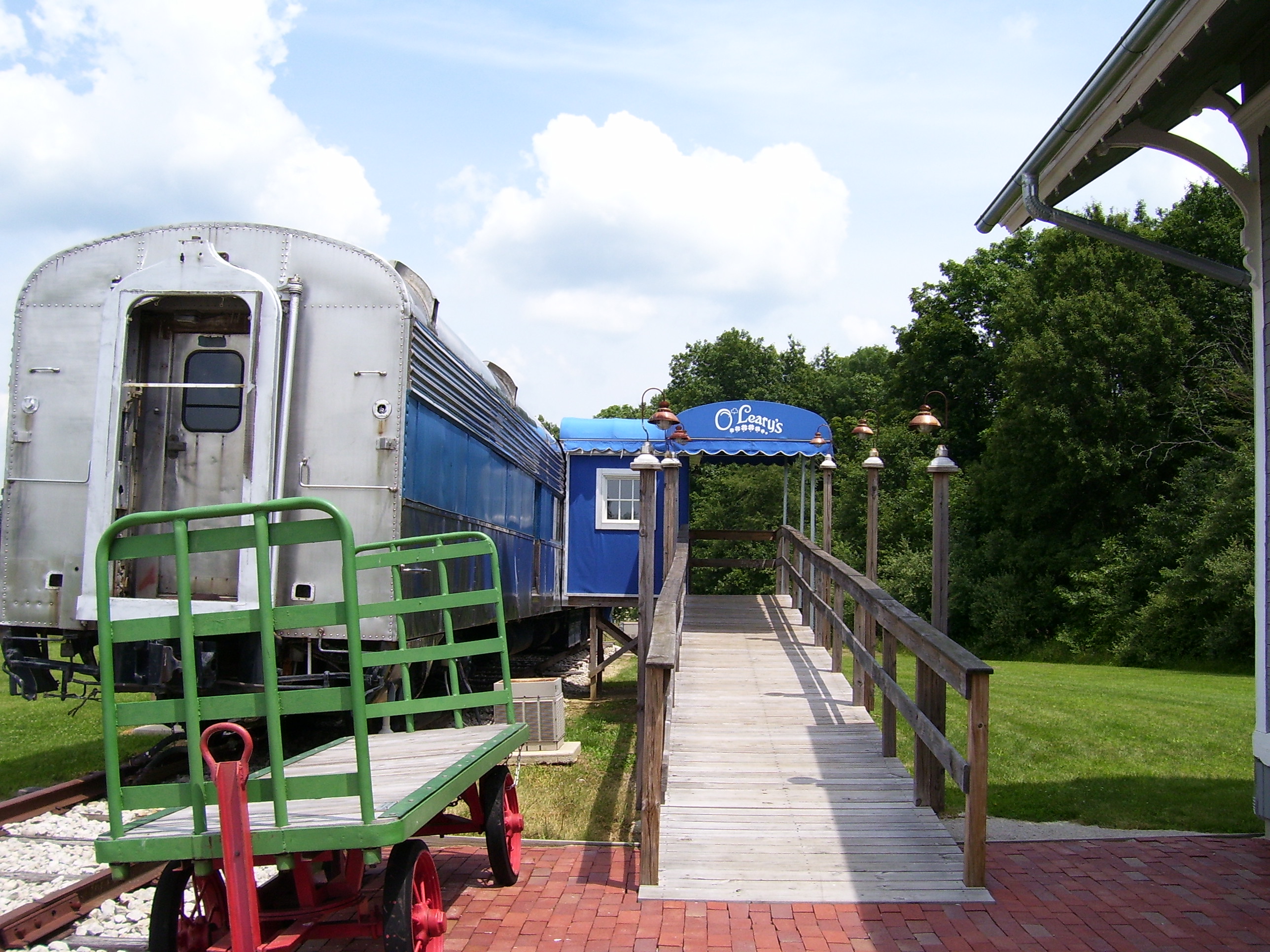 Dining Car Exterior